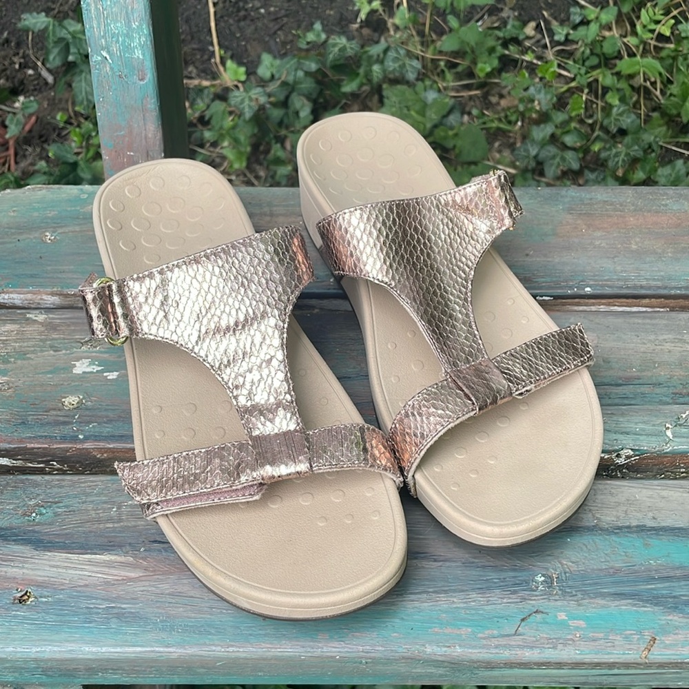 Vionic sandals | size 10